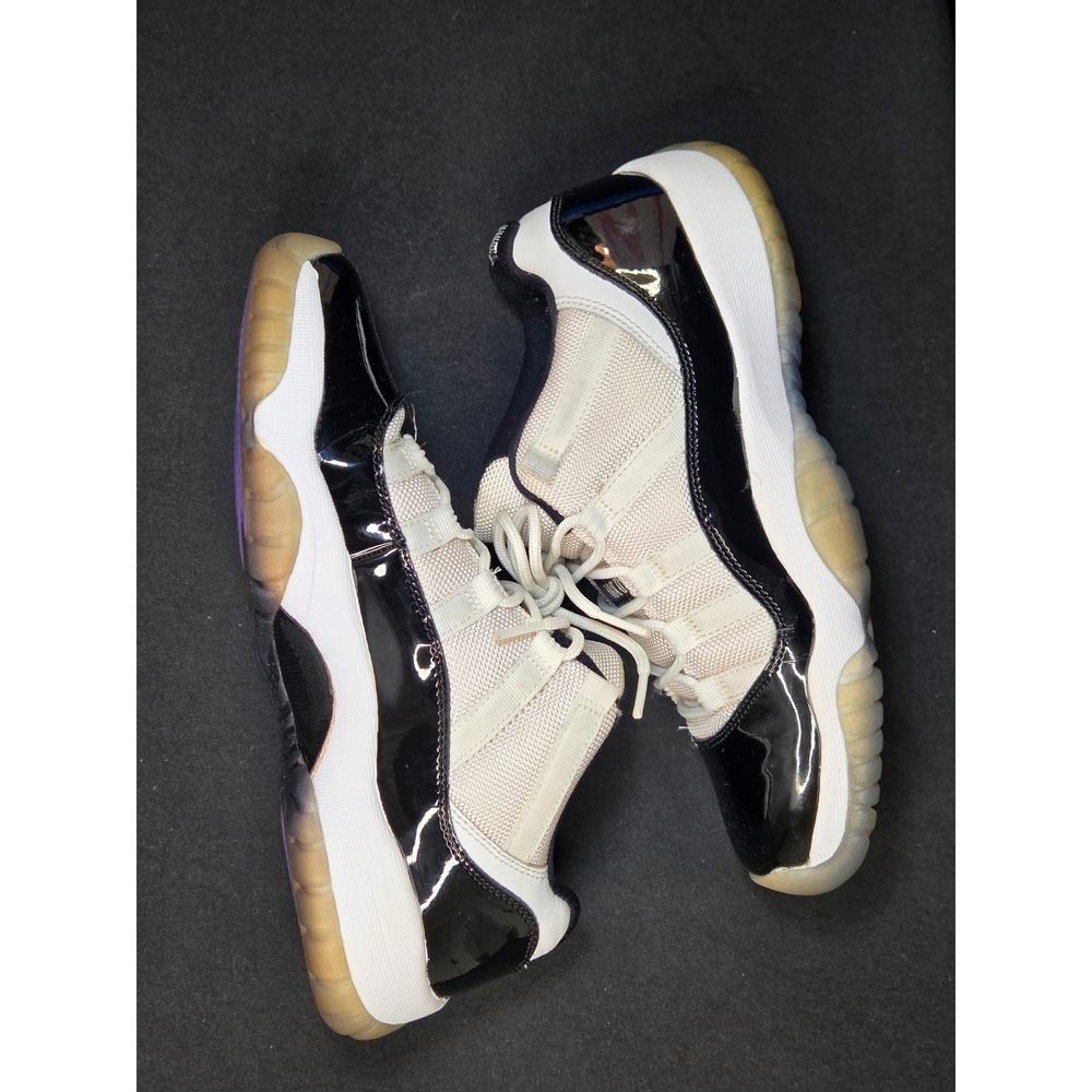 Jordan 11 Retro Low Concord White Black Sneakers 528896-153 Kids 7Y‎